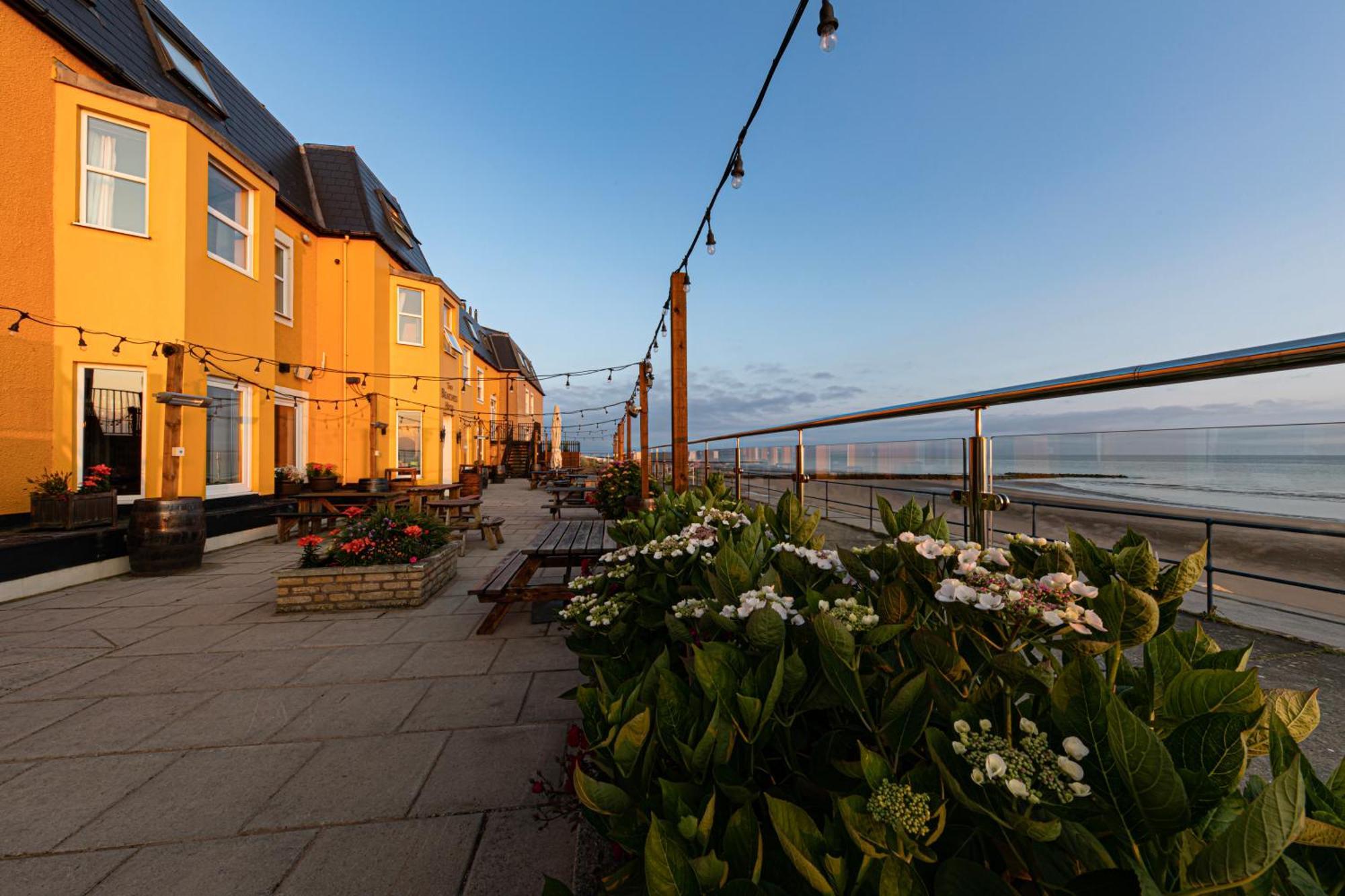 The Beaches Hotel And Spa Prestatyn Exterior foto