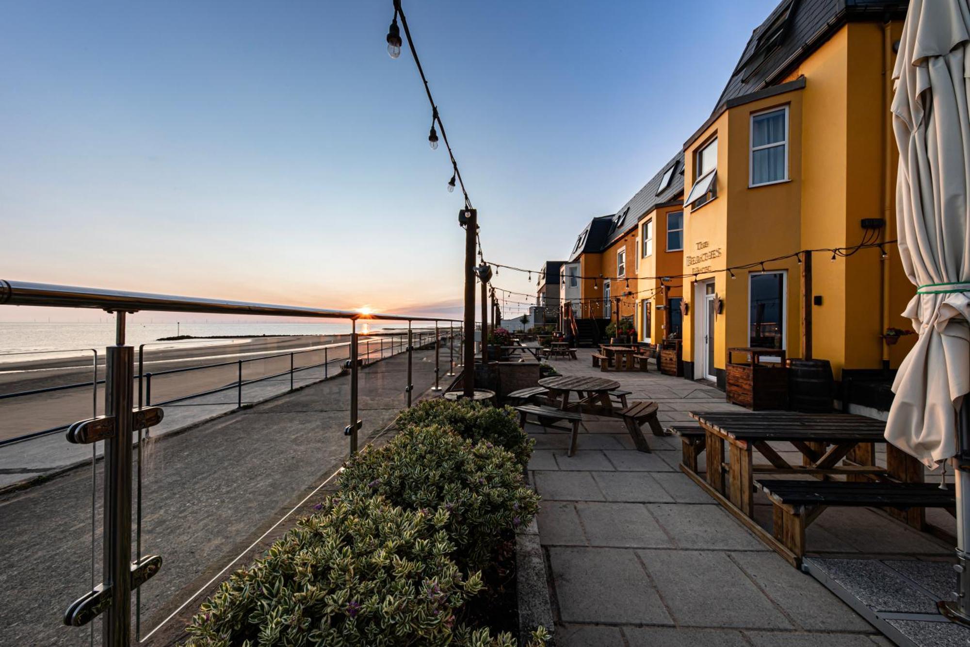 The Beaches Hotel And Spa Prestatyn Exterior foto
